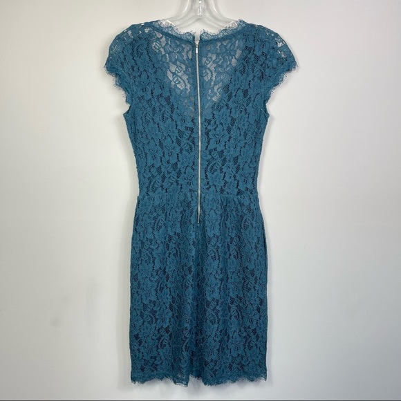 Aritzia Babaton Tobias Eyelash Lace Mini Cocktail Dress with Pockets in Teal 2 - Picture 6 of 12